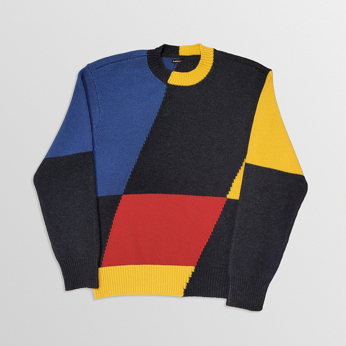 V-Series Bold Rhombus Sweater